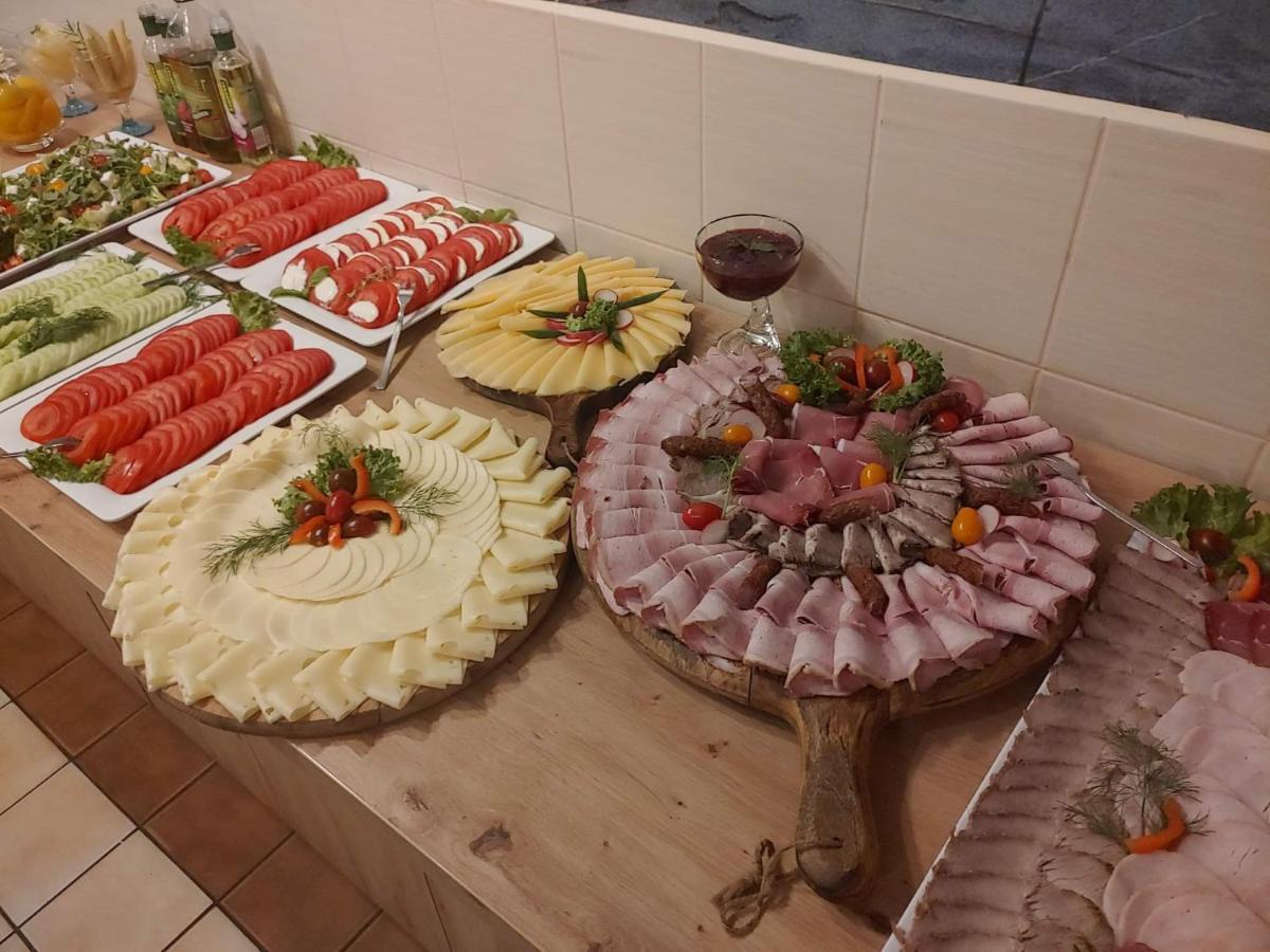 Waterside Resort 달로브코 외부 사진